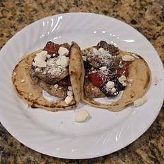 The recipe is very good structural Muse! I did use a citrus Mediterranean marinade for the chicken which is a favorite of ours (Brianna's), and  I used a pre-made esti Tzatziki which is great. Chicken and veg on the Blackstone with some warming of the flatbread! Great combo of flavors! 