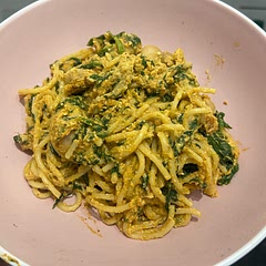 Used about three large portions worth of pasta as idk what a ‘box’ equivalent is but it made it perfect with the sauce. 
Really enjoyed it but my blender did really struggle with making the sauce as it’s vvvv thick. 
Next time will add a little water to help and see if it makes a big difference to the sauce or not. 
Used spinach as didn’t have any kale and added butter beans for a lil extra something