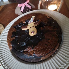 The cake is very yummy, I made the little change of adding some baking soda as well and a little more baking powder. Also what is important, you should half all of the things, like the sugar, yogurt and egg, because I did the white dough and then had so much cocoa powder that the brown dough was almost only cocoa powder, water and a little dough, it's better to half the sugar, yogurt and egg so that both doughs are equally sweet, and rise, because this time the light dough rose so much more than the black and was also extremely sweet, while the black dough wasn't really sweet enough for mom, and much more dense. Other that that's ist amazing. Also it takes about 1 hour to in the oven at 180 degrees 