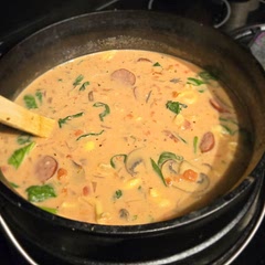 Made a double bath in my cast iron cauldron, it was amazing! I've never seen someone eat so many bowls, then take left overs, my neighbor kid though! This made us slightly gassy😅 It tasted so good though. Would definitely make again but probably not a double batch.