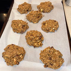 These are great and one cookie is really filling! Alterations: used 1/4 cup honey, almost 1/2 cup chocolate chips, and heavy 1/4 cup of slivered almonds.
