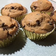 Absolutely perfect muffin!!! Not too sweet so you definitely get the peanut 🥜 butter