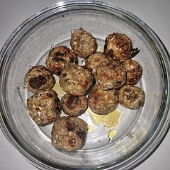 These turned out super great. Popped mine in the airfyer for 5 minutes to add an extra crunch and threw some hazelnut syrup on for some moisture. Easy way to get protein and can include some rich spices like nutmeg or cinnamon to bring it up a notch. 