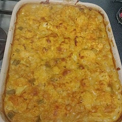 I added a layer of Mexicana cheese on the top, just for that extra level of heat. I also made more of the sauce which turned out to be the right decision. Superb 😋