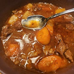 Only thing I did different was instead of 1/4C balsamic vinegar I used 1/3 c.