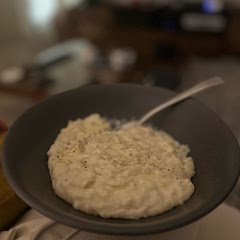 Easy go to fish dish for the week or when you’re feeling sick. White pepper and the onion add just a hint of spice without it overpowering the fish. I have used different types of fish in this- all white fish turns out good. I use flounder and Trader Joe’s instant mashed potatoes for this to save some time.