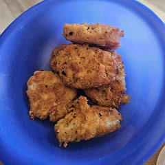 I didn't use the flour and I put the pork rinds in the mixture plus added vegan cream cheese. It was really good