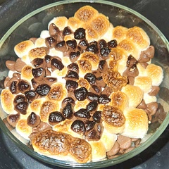 This tastes like an easy mess free smore made right in the kitchen!!! Loved it