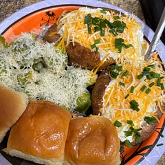 Definitely will be cooking again! It was sweet, simple and easy. 35mins in the air fryer was just right for me with a side of Brussels sprouts and Parmesan cheese to top it off with a little addition of some warmly heated buttery Hawaiian dinner rolls!!