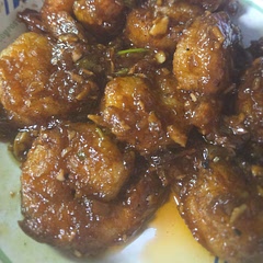 Very easy to prepare. Use jumbo shrimp because the shrimp cooking very quickly, and smaller shrimp will become overcooked. I fried the shrimp in 3 batches to avoid overlooking them. The sauce was sweet and savory. The shrimp were tender.