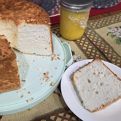 Very easy to follow recipe! I decided to make a lemon custard with the leftover yolks.