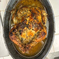 Absolutely delicious! 
I substituted Thyme for Sage.
When plated, I drizzled the juice over the chicken for extra flavor.
Family loved it. 🎉
Best part is it’s so easy to make!
Will definitely make again.