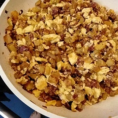 We used beef bacon, it was delicious!