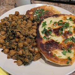Great recipe. Made with garlic naan homemade.