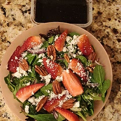 This was delicious and easy! Don't put too much dressing on it unless you LOVE vinegar. 10/10