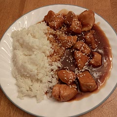 Made this on the stovetop. The sauce was amazing, tastes just like it would if you ordered it at a restaurant. Just wish it was a little thicker (my bad). The chicken was ok, but next time I would like to try battering and deep frying it, since it will probably taste nearly identical to a restaurant's sesame chicken.