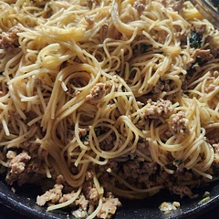 I used angel hair, evaporated milk and half the spinach and it came out delicious!!
Definitely use butter instead of oil when adding in the garlic it gives it more of a creamy taste. 