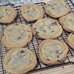 These cookies are exactly what I think of when I think "chocolate chip cookies". I measured the flour and added 270g.