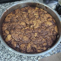 The chocolate melted so easily, even after I had let the dough rest for a while. I advise you to refrigerate it before adding the chips. It was way too chocolatey for me and tasted more like petit gâteau than anything else, which I don't like.