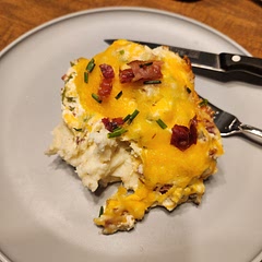 This is soooo delicious, put it over mashed potatoes.  