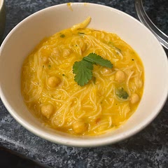 Really yum, would probably add a bit more of the red curry paste and maybe some soy sauce :)