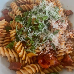 Delicious, a little spicy - made with a squirt of tomato ketchup instead of tomato purée (a good dish to add curcumin to, if on an anti inflammatory diet)