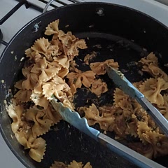 Absolutely awful photo, because this was SO GOOD - I'm a bit so-so with zucchini, but wow. They make an amazing pasta - I will absolutely have this on a regular rotation. Took a bit longer and a lot more oil to properly char the courgette, but when it came together it was beautiful! It was amazing vegan, but of course I added a bunch of parmesan and went back for seconds. Then remembered I should take a photo.. but it was too good.
Probably wasn't under 30 minutes because I hesitated with the charring, but probably 30-40 minutes for me.