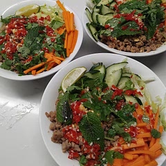 So goooooood, I made it with pork mince instead since that's all I had on hand. Mince works really well too and its nice because it you get to have the lemongrass meat flavour in every bite