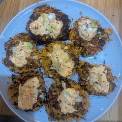 Came out good but would deffo add more seasonings to both the potato and the mayo. Quite bland. 