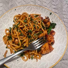 This is a must have tates so good and very easy to make adding some veg and noodles made this dish so perfect 