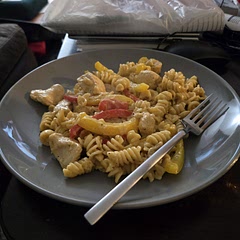 We made this with the noodles we had in our pantry (fusilli protein noodles). We also didnt have onion so we skipped that part. It was pretty good overall, but not super fajita tasting. I would definitely add some fajita seasoning to the pasta itself after its cooked next time. It was good though!