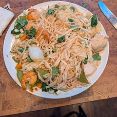 Used snap peas, pad Thai noodles, cilantro, no basil, chicken and frozen shrimp. Steamed the shrimp over the noodles so they were ready. I'll definitely make it agai