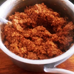 Great way to satisfy that cocolate craving.
I cooked with 2 chooped dates as sweetner replacement