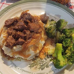 Oh my this was amazing! Meat was tender, had great flavor. We paired it with mashed potatoes and broccoli. 