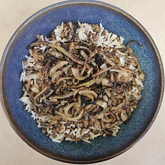 This is so easy to make and the flavours are delicious. Really take your time with the onions to bring out the sweetness. Serve with side salad (cucumber, tomato, lemon, olive oil, mint) and yoghurt or tahini, for true authenticity.  