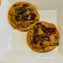 Baked the corn tortillas first and it turned out amazing!  Also, I shredded a grocery store rotisserie chicken.  Will see how the leftovers holdup to reheating tomorrow.  But a great, easy, quick meal to prepare!  👍🏼