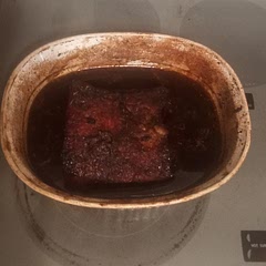 Made for easter dinner was good had a nice herbal hint to it with a nice crust and slightly earthly tone especially after applying a teaspoon of black truffle olive oil to the top and I have to say it was very shred-able and was very tender but still slightly firm enough to cut into slices but was difficult to achieve as it could not stop peeling while I was trying to hold it down while cutting it also had a slightly sweet beefy taste to it idk let me know if you'll try it 