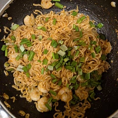 I didn't have sriracha, so I used hot sauce instead. It didn't taste good, maybe because of the hot sauce.