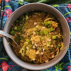 Replaced bokchoy with asparagus and broccoli, and half the chicken 