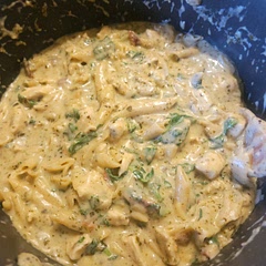 I made this 2 ways. The first time I cooked the pasta and let it drain and put oil on the pasta to keep it from sticking. The 2nd time I did it by the recipe. I would prefer doing it by cooking pasta separately. 