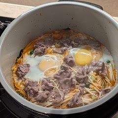 Iberico pork collar was still slightly hard even though only cooked for 90s then power off and added in egg for 2min
Stew too little in volume, would be nice to have more soup
King oyster mushrooms were the bomb!
Kailan slightly yellow and wilted, probably cooked too long (both stems and leaves)
Less than 1.5h total prep + cooking