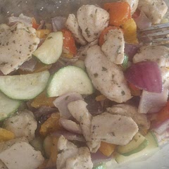 colorful and yummy ! the seasoning was measured by the heart, and it turned out nicely ! the combination of veggies (excluding mushrooms due to preference,) are pleasant!