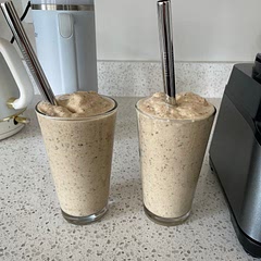I used peanut butter powder instead of peanut butter, and I ran out of almond milk so I added 1 cup of water and 1 cup of ice cubes instead! Also added a tiny bit of monkfruit :) it’s super good!