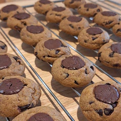 I have made this recipe in the past with very watery pumpkin puree, so the blotting was always a lot of work. This time however the pumpkin was a little more dry and the puree came out very very thick. These cookies are amazing! 