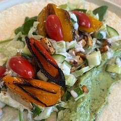 Drizzled with vegan ranch aswell, to cool off the spice. Yum!
