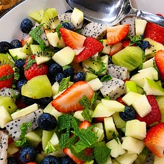 I added kiwi, green apple, and a touch of lemon juice.. 