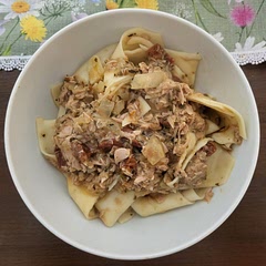 Added some onion and used recipe more like and inspiration  than recipe. Came our really good. Tho after trying it I think without onion it wouldn't lack anything. I added chili oil instead of chili flakes. I wonder if corn would fit too.