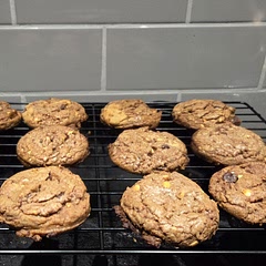 I used crunchy peanut butter and didnt do the dollops. I made the cookies much smaller too (~20 in the batch). 15 minutes left them a bit dry, I would suggest trying 12 minutes.