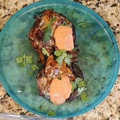 Maybe we didn't like this as much because we were both wanting some meat today. But it was really good and it great flavor! I used the roasting setting on her air fryer and cooked the mushrooms at 400 for about 15 minutes. The veggies I roasted at the same temperature for about 10 minutes. Then I added all the toppings onto the mushrooms and roasted for another 5 minutes. I also next to the yogurt with some sriracha which is a great replacement for Sriracha mayo! 9/10