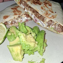 Probably the best crunch wrap I've ever had 😋.